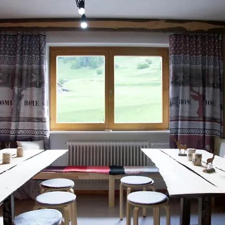 Alpakahof Apartamento *